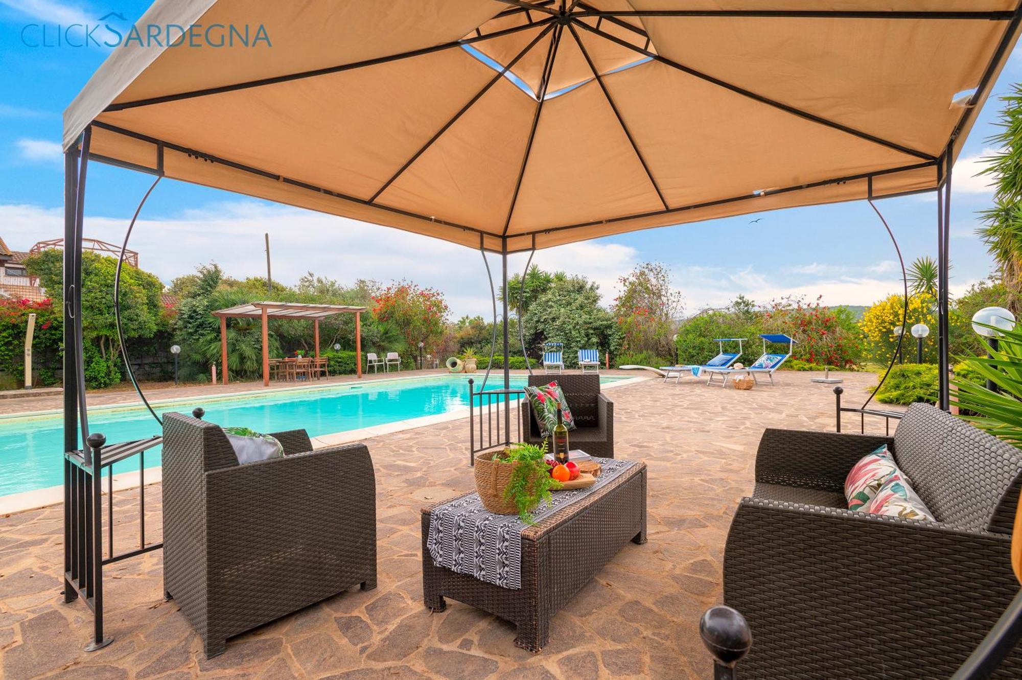 Villa Melograno With Exclusive Swimming Pool Surrounded By Greenery Campanedda Екстер'єр фото